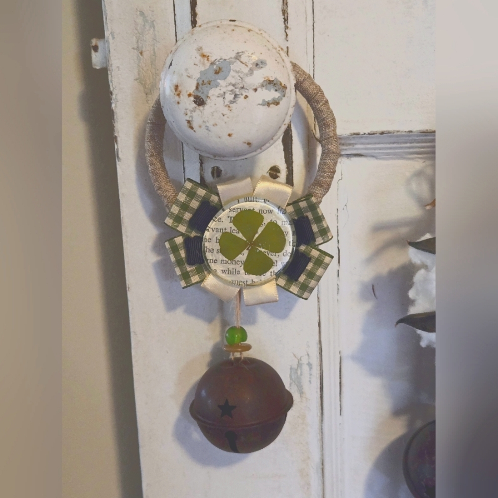 St Patrick's Day Shamrock Door Hanger Doorknob Hanger Real Shamrock Lucky Ribbon